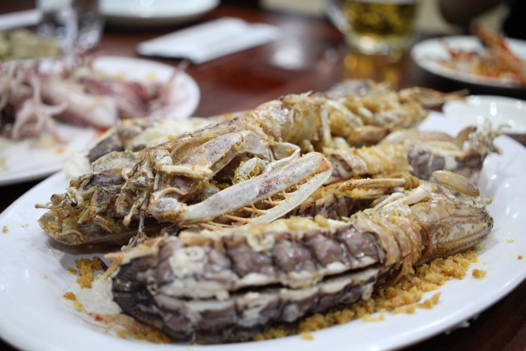 ベトナムのシャコ料理